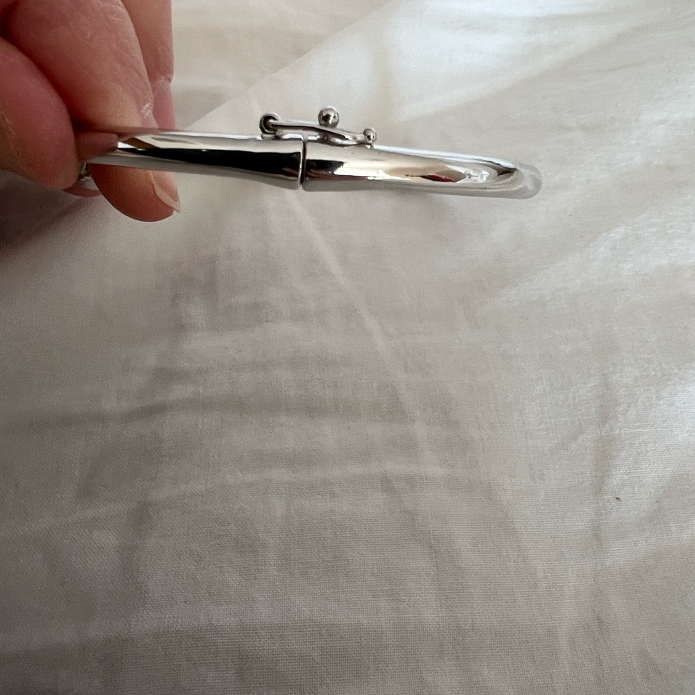 Kate Spade Silver Sailor Knot Bracelet - Picture 4 of 5